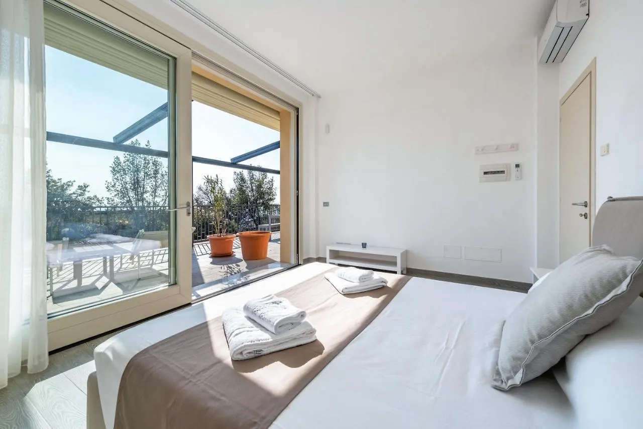 Residence Virgilio Red Toscolano Maderno Apartment