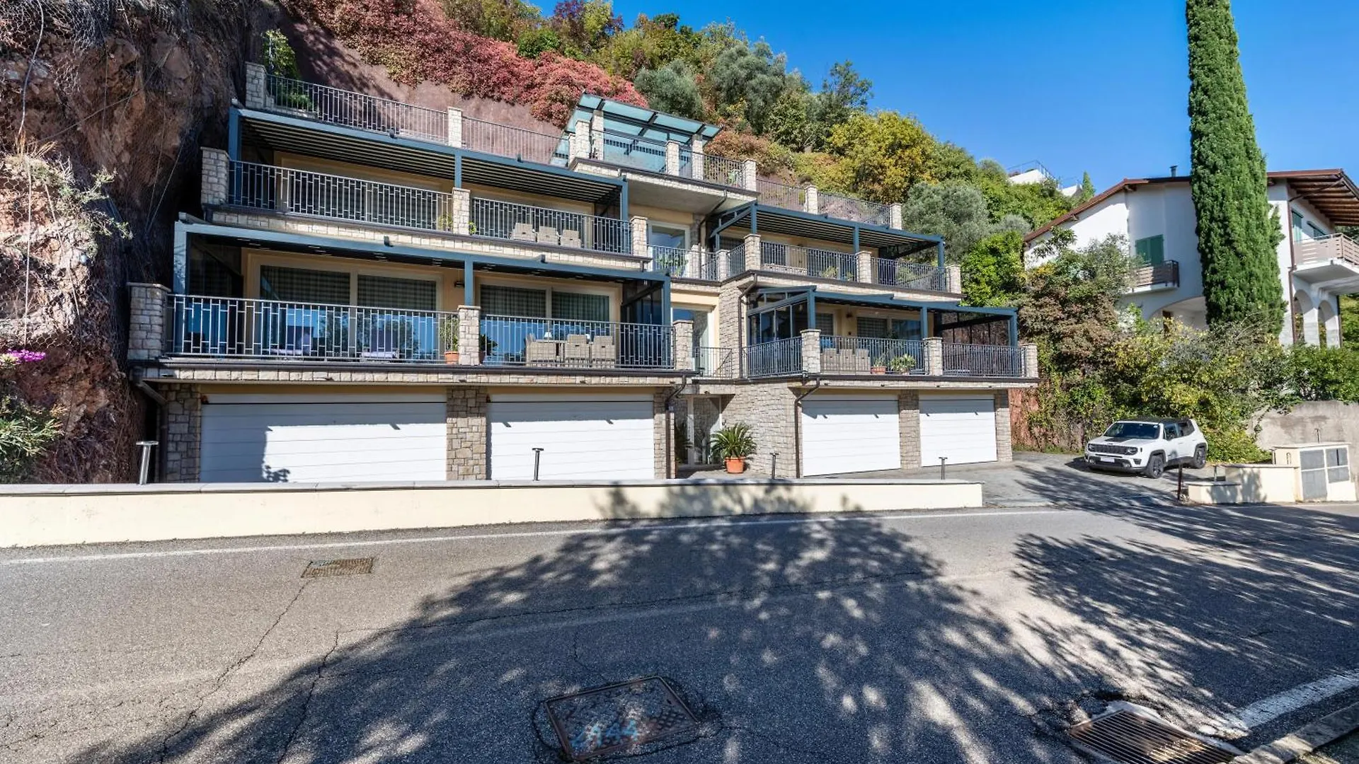 Apartment Residence Virgilio Red Toscolano Maderno Italy