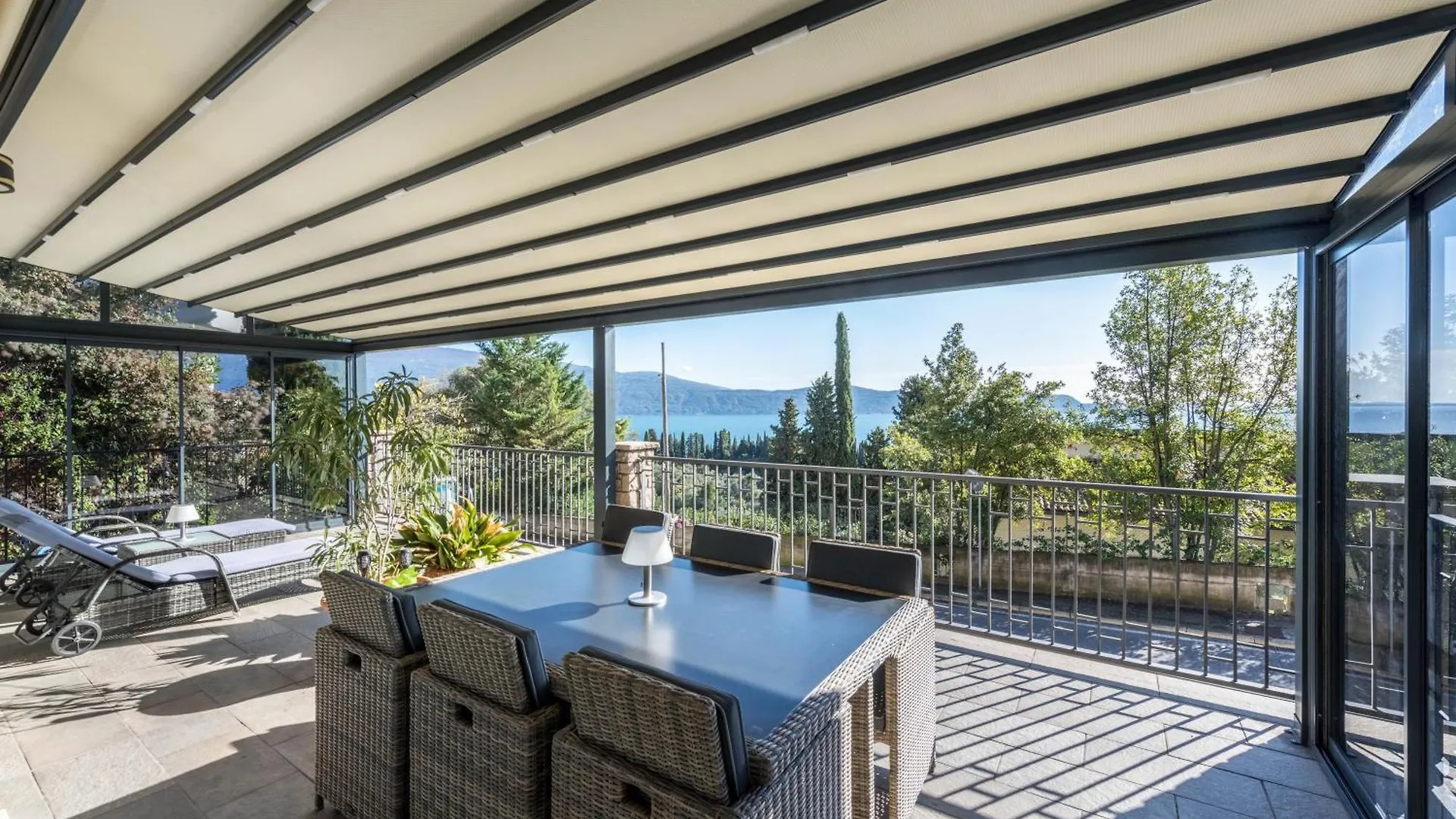 Residence Virgilio Red Toscolano Maderno 0*,